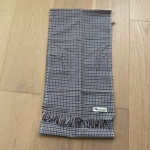Aquascutum Scarf